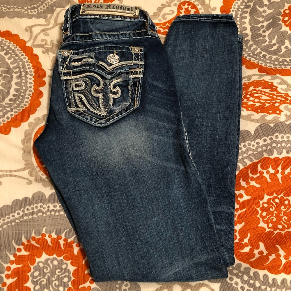 Rock Revival ankle skinny jeans, like new.